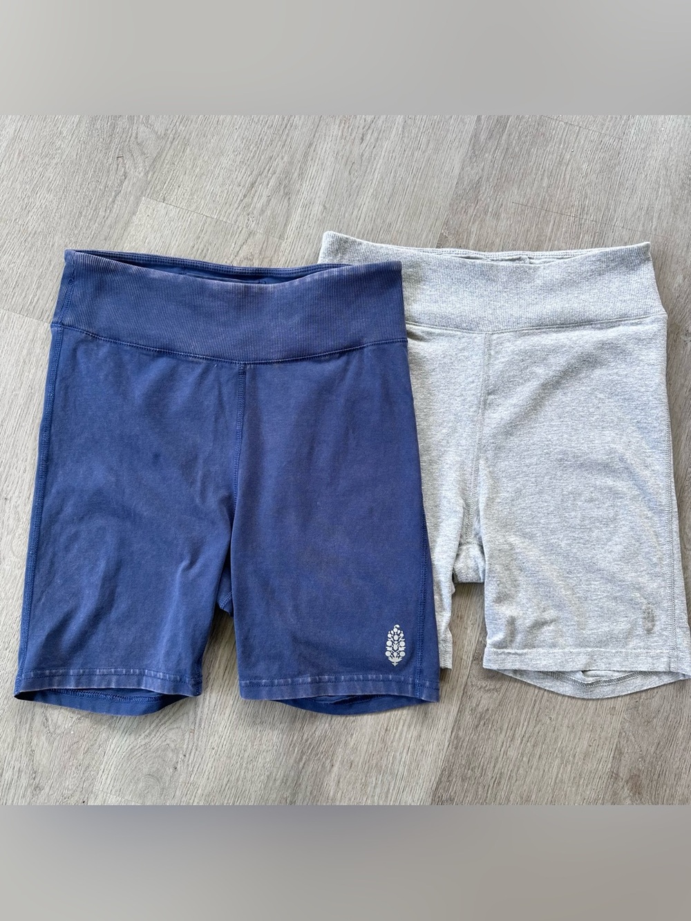 Free People Movement Biker Shorts Bundle Blue Gray Women’s Medium 6 Inch Gym